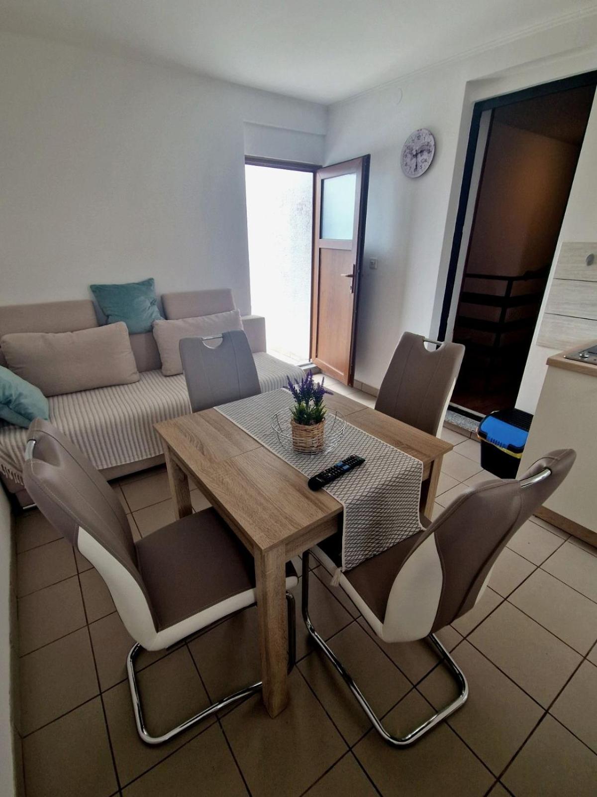 Seka Apartment